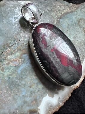 Artisan AFRICAN BLOODSTONE Pendant Red and Black Hues Oval Stone Healing